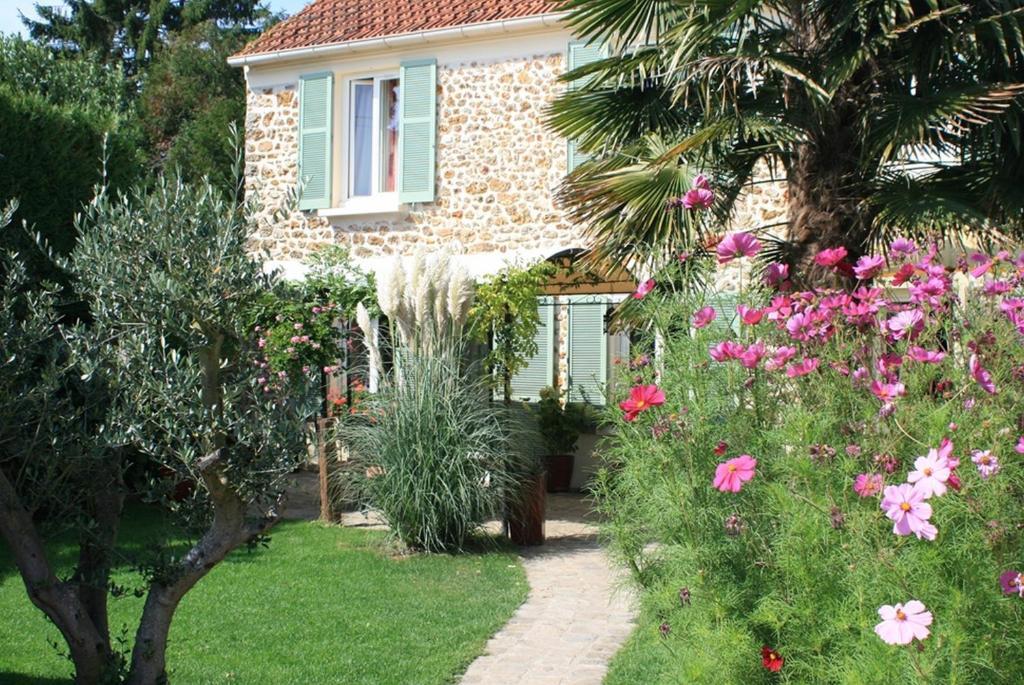 Gites Le Petit Nailly Magny les Hameaux Bagian luar foto